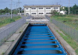 鹿島南部揚水機場の写真